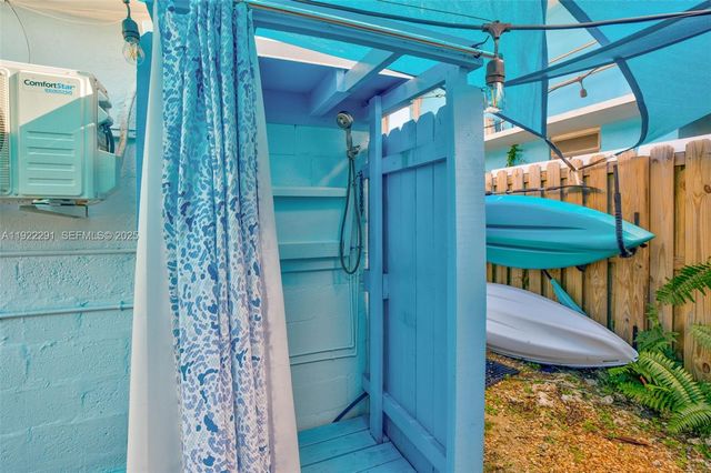 40 Pirates Dr, Key Largo, FL 33037