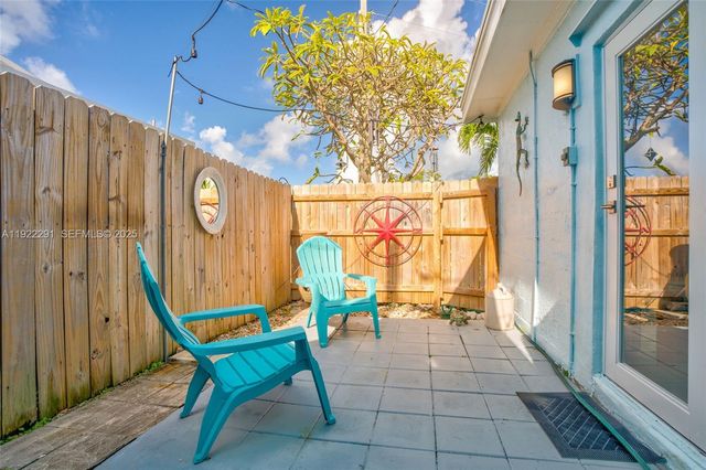 40 Pirates Dr, Key Largo, FL 33037