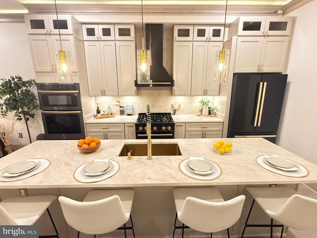 1210 T ST NW, Washington, DC 20009