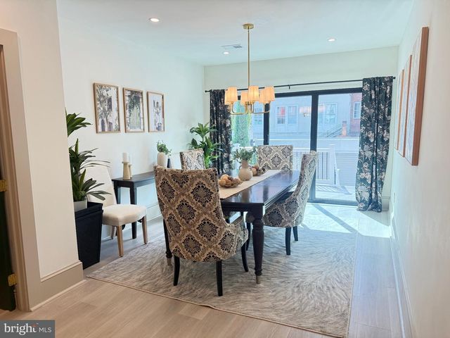 1210 T ST NW, Washington, DC 20009