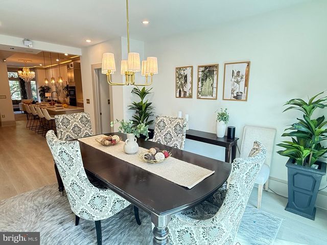 1210 T ST NW, Washington, DC 20009