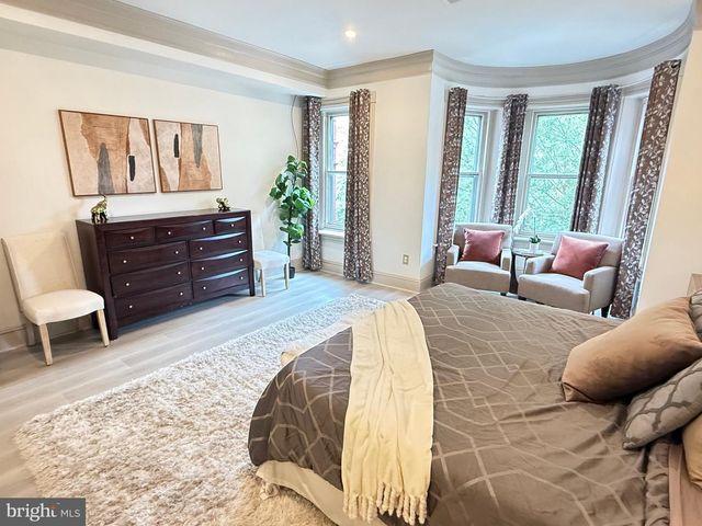 1210 T ST NW, Washington, DC 20009