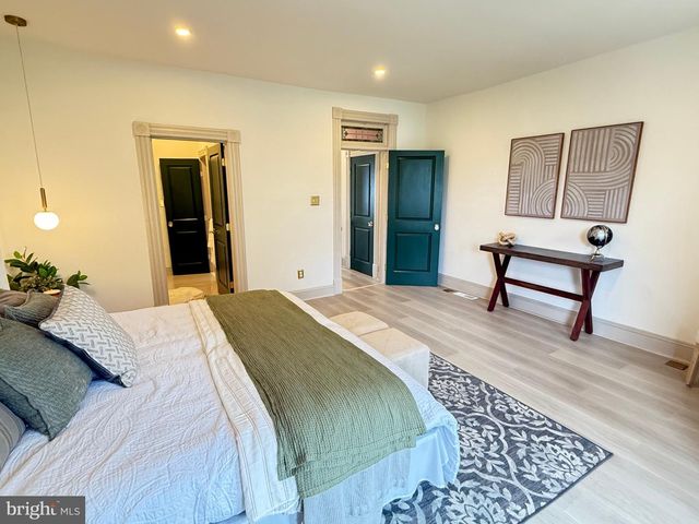 1210 T ST NW, Washington, DC 20009