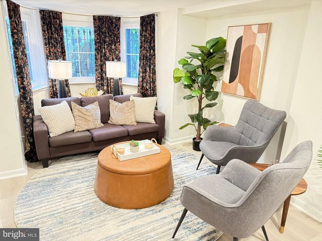 1210 T ST NW, Washington, DC 20009