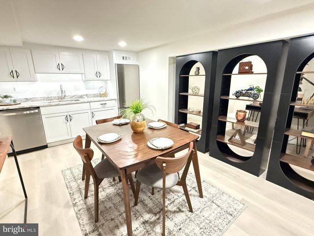 1210 T ST NW, Washington, DC 20009