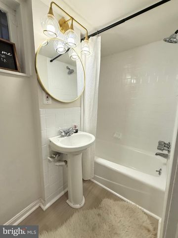 1210 T ST NW, Washington, DC 20009