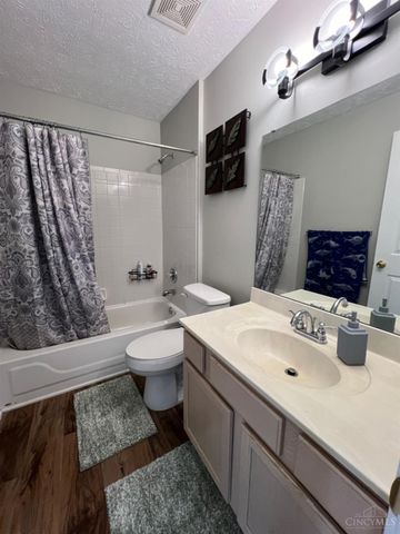 8392 Spring Valley Court, West Chester, OH 45069