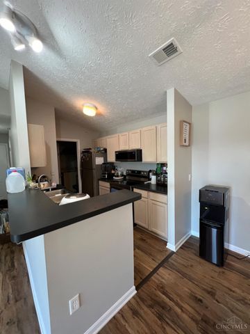 8392 Spring Valley Court, West Chester, OH 45069