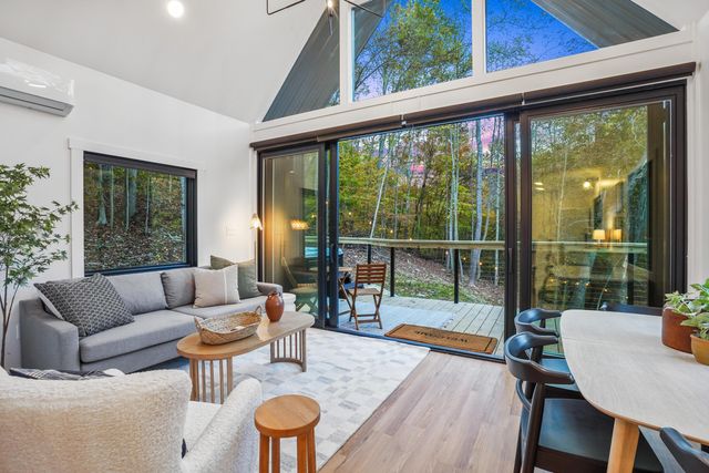 15693 Rockyfork Road, Rockbridge, OH 43149