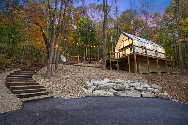 15693 Rockyfork Road, Rockbridge, OH 43149