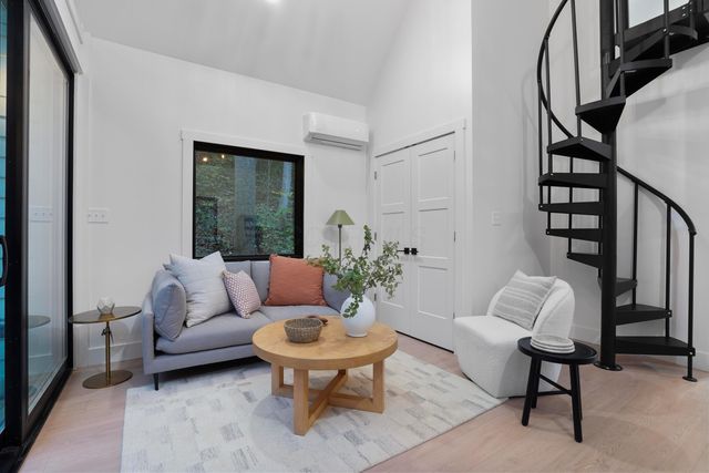 15693 Rockyfork Road, Rockbridge, OH 43149