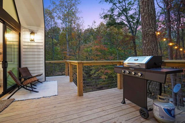 15693 Rockyfork Road, Rockbridge, OH 43149