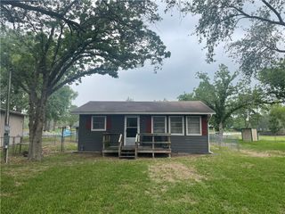 24857 Lakeview (CR 360), Mathis, TX 78368