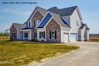 910 Wild Azalea Way, Hubert, NC 28539