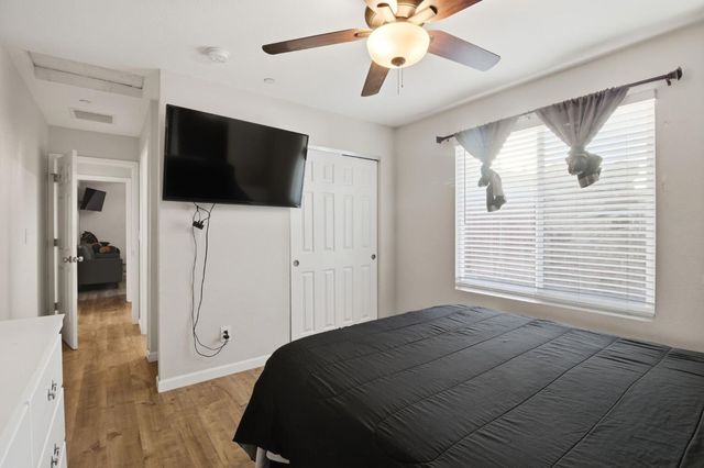 243 Angelus St, Turlock, CA 95380