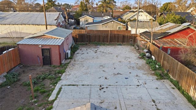 243 Angelus St, Turlock, CA 95380