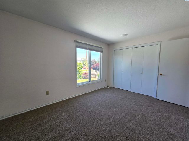 5307 W Irving Street, Pasco, WA 99301