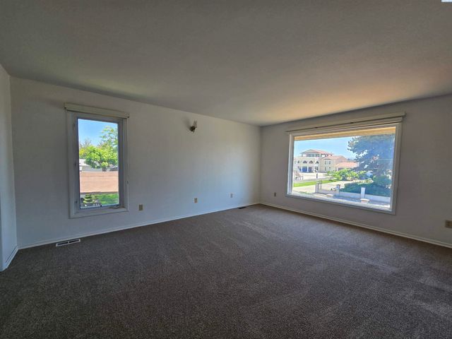 5307 W Irving Street, Pasco, WA 99301