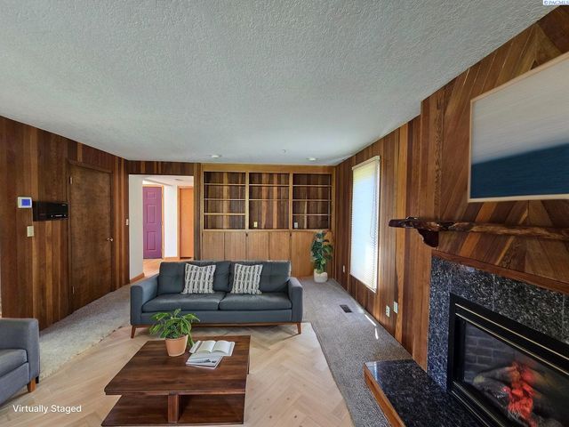 5307 W Irving Street, Pasco, WA 99301