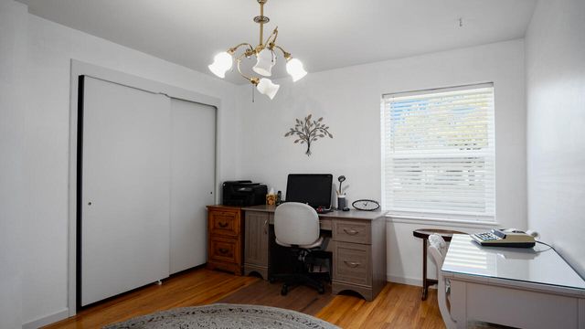 217 W Laura Avenue, Visalia, CA 93277