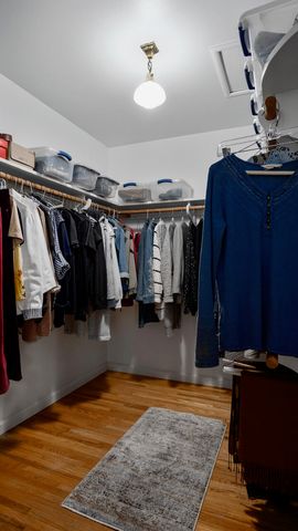 217 W Laura Avenue, Visalia, CA 93277