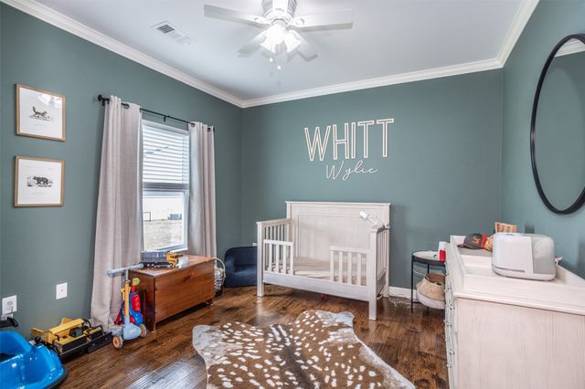 228 Colt Drive, Lake Kiowa, TX 76240