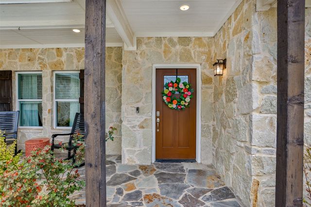 228 Colt Drive, Lake Kiowa, TX 76240