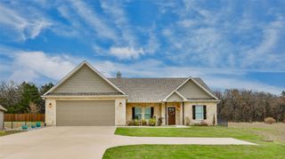 228 Colt Drive, Lake Kiowa, TX 76240