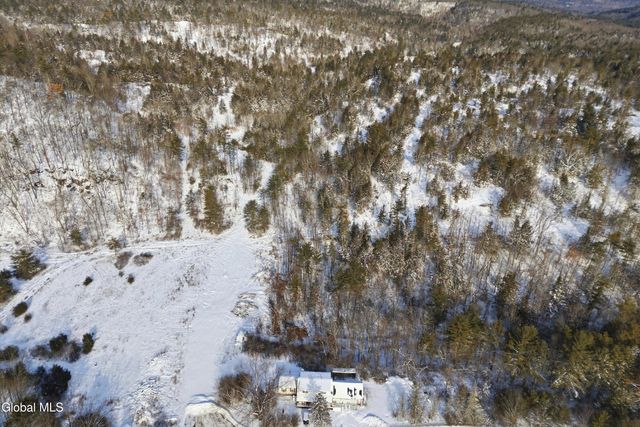 106 Kelsey Pond Lane, Fort Ann, NY 12827