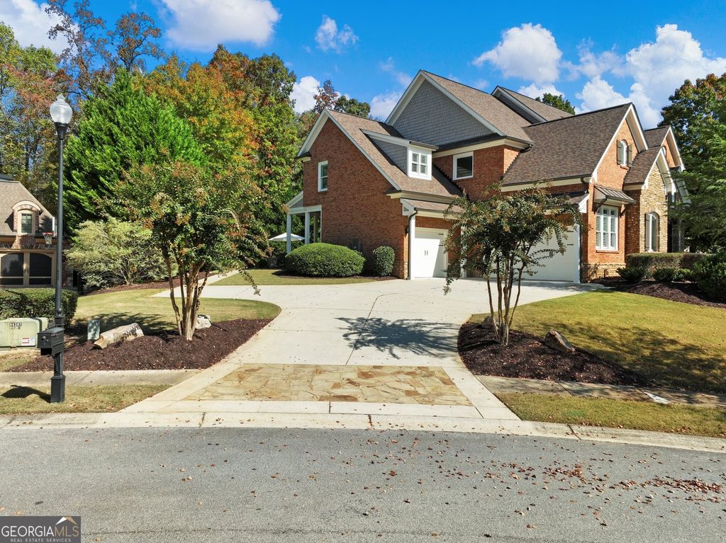 2202 Crimson King Drive, Braselton, GA 30517