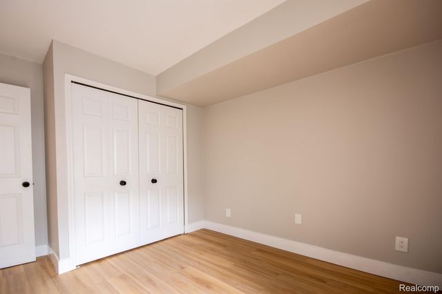 167 W Kenilworth Avenue, Royal Oak, MI 48067