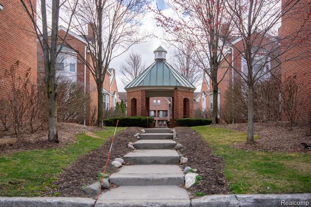 167 W Kenilworth Avenue, Royal Oak, MI 48067
