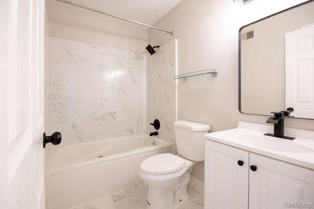 167 W Kenilworth Avenue, Royal Oak, MI 48067