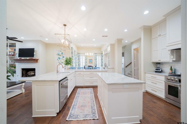 1206 Secluded Ln., Longview, TX 75604