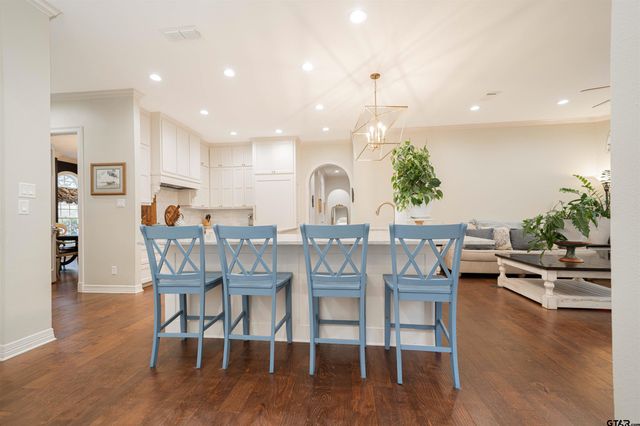 1206 Secluded Ln., Longview, TX 75604