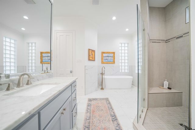 1206 Secluded Ln., Longview, TX 75604