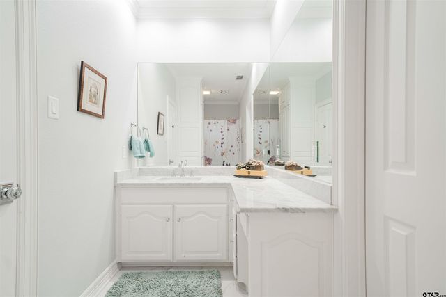 1206 Secluded Ln., Longview, TX 75604