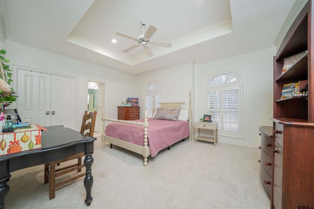 1206 Secluded Ln., Longview, TX 75604