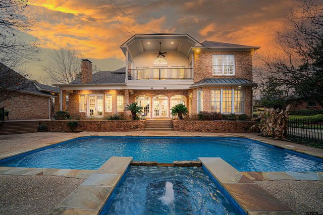 1206 Secluded Ln., Longview, TX 75604