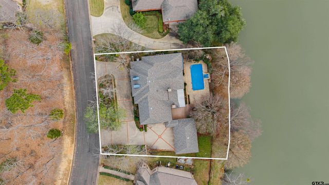 1206 Secluded Ln., Longview, TX 75604