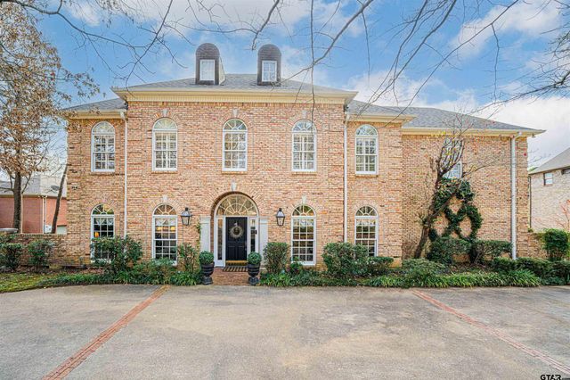 1206 Secluded Ln., Longview, TX 75604