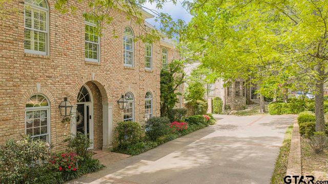 1206 Secluded Ln., Longview, TX 75604