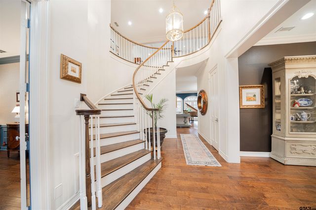 1206 Secluded Ln., Longview, TX 75604