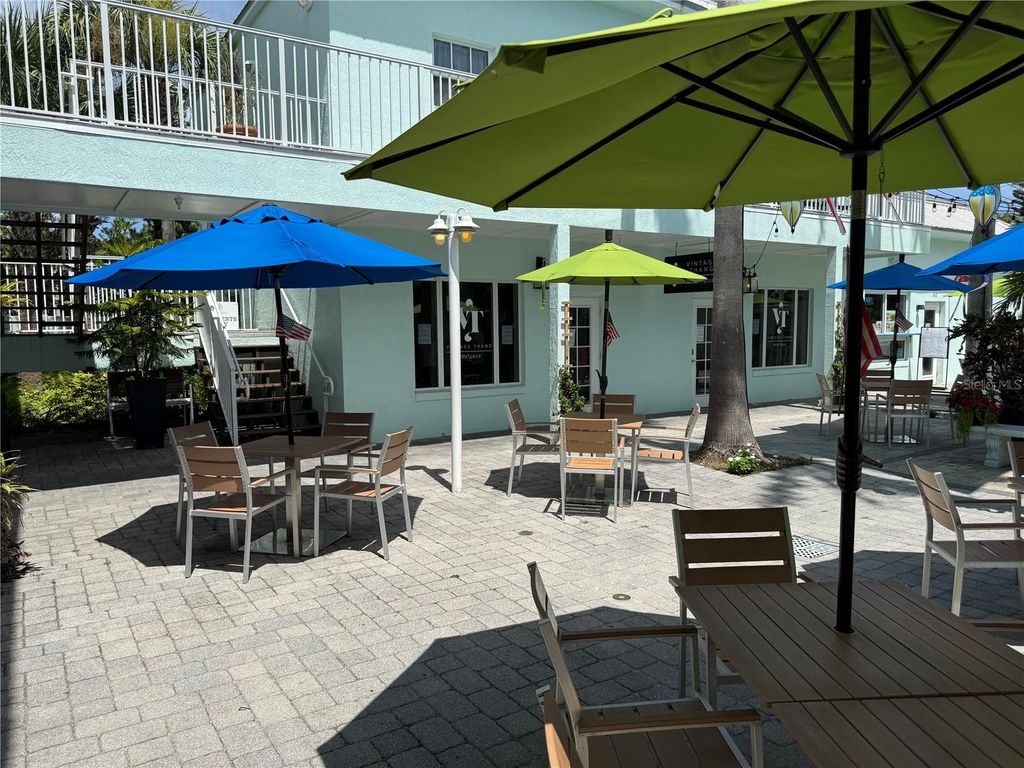 Image 5 of property listing at 362 FLAGLER AVENUE, New Smyrna Beach, FL 32169