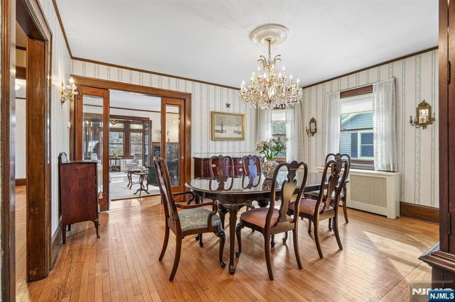 56 Park Avenue, Glen Rock, NJ 07452