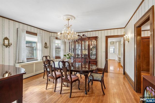 56 Park Avenue, Glen Rock, NJ 07452