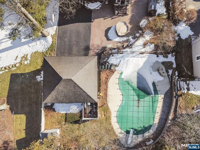 56 Park Avenue, Glen Rock, NJ 07452