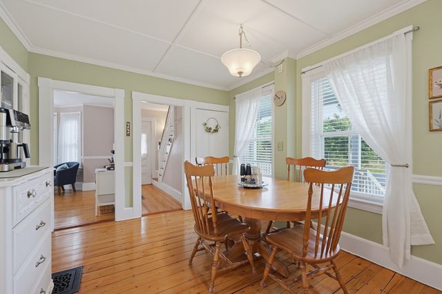 2 Dearborn Ave, Beverly, MA 01915