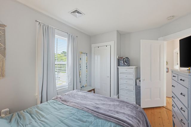 2 Dearborn Ave, Beverly, MA 01915