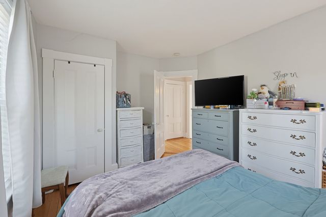 2 Dearborn Ave, Beverly, MA 01915
